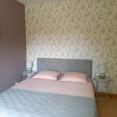 Le Jardin D'Anatole Apartment Bourges Bagian luar foto