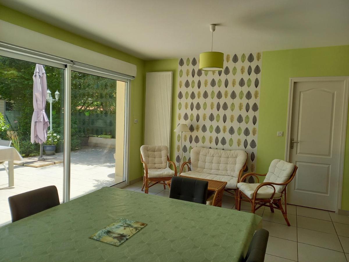 Le Jardin D'Anatole Apartment Bourges Bagian luar foto